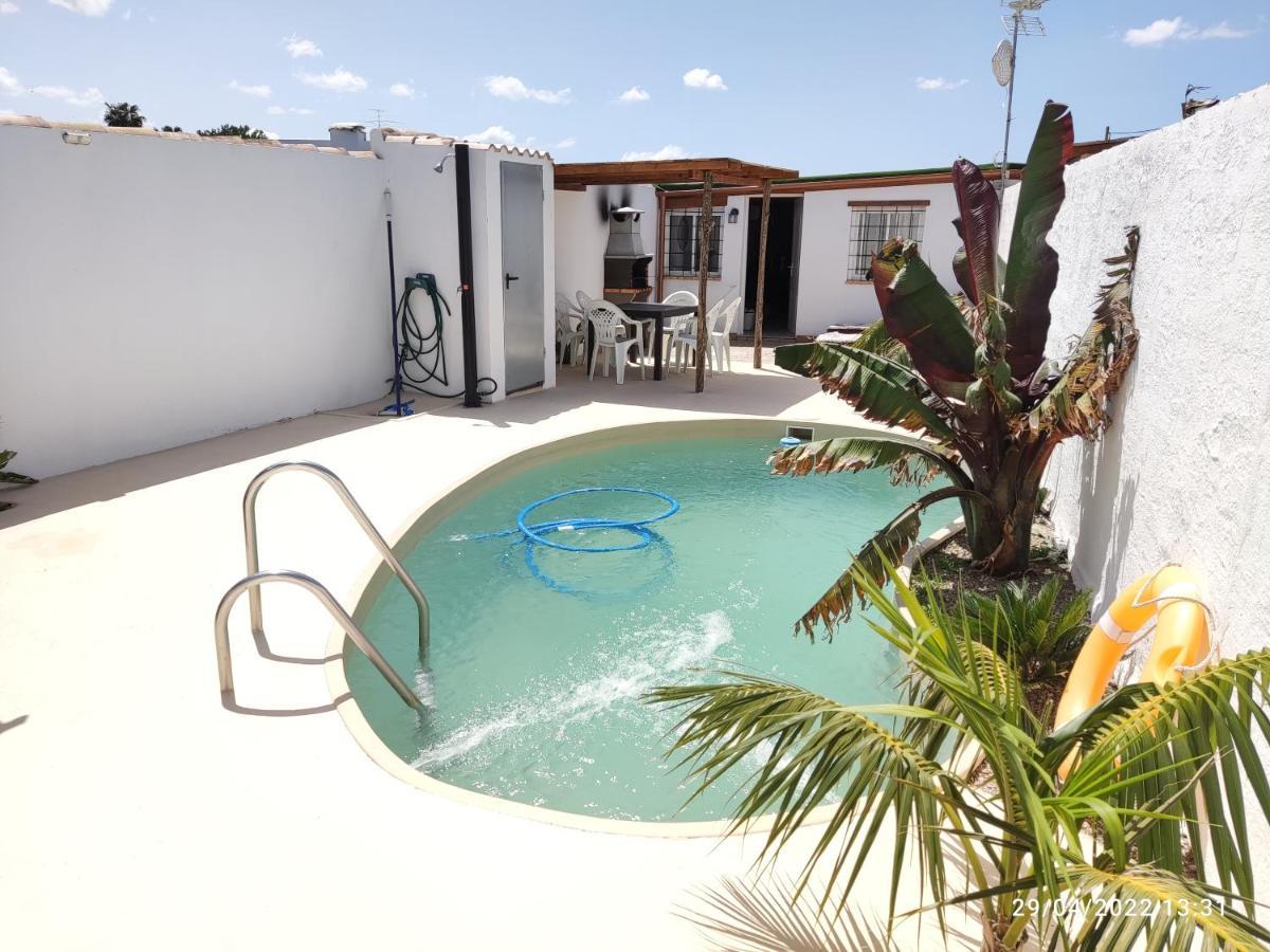 Villa Tokio Con Jacuzzi Y Piscina Privada Chiclana de la Frontera Bagian luar foto