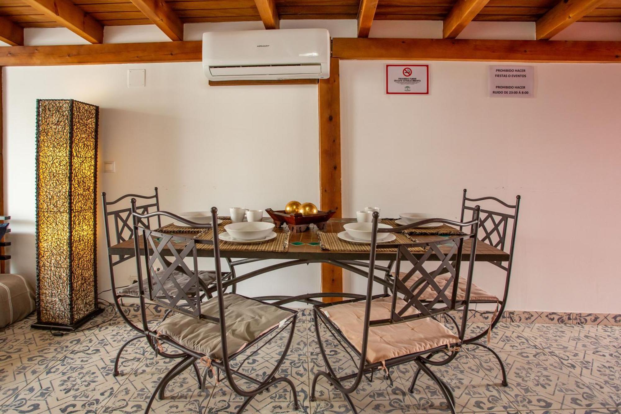 Villa Tokio Con Jacuzzi Y Piscina Privada Chiclana de la Frontera Bagian luar foto